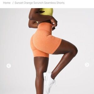 Seamless Orange Women's Shorts